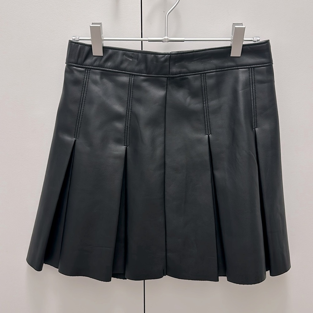 Holllister skirt leather